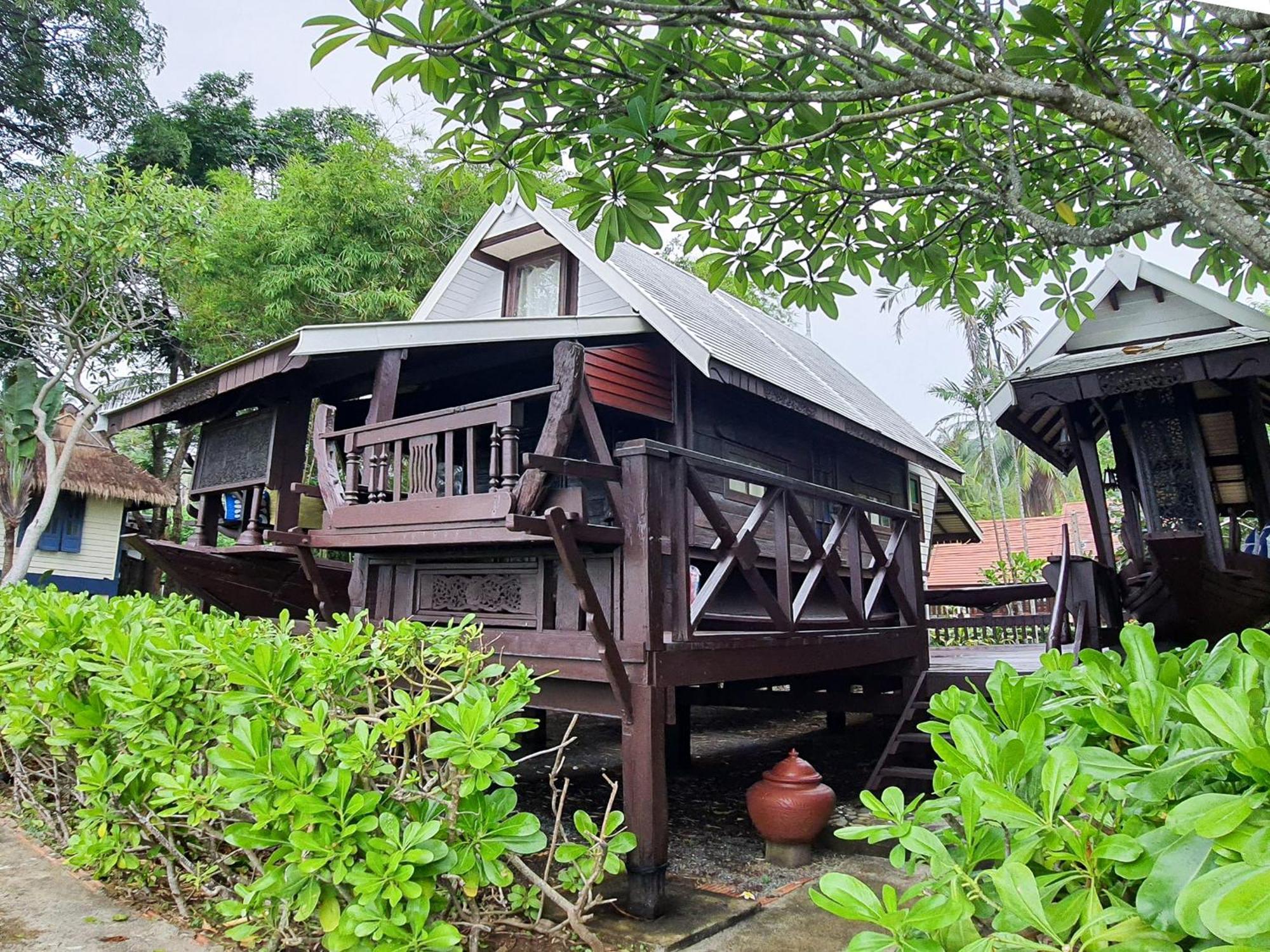 Baan Thong Ching Resort Khanom Buitenkant foto