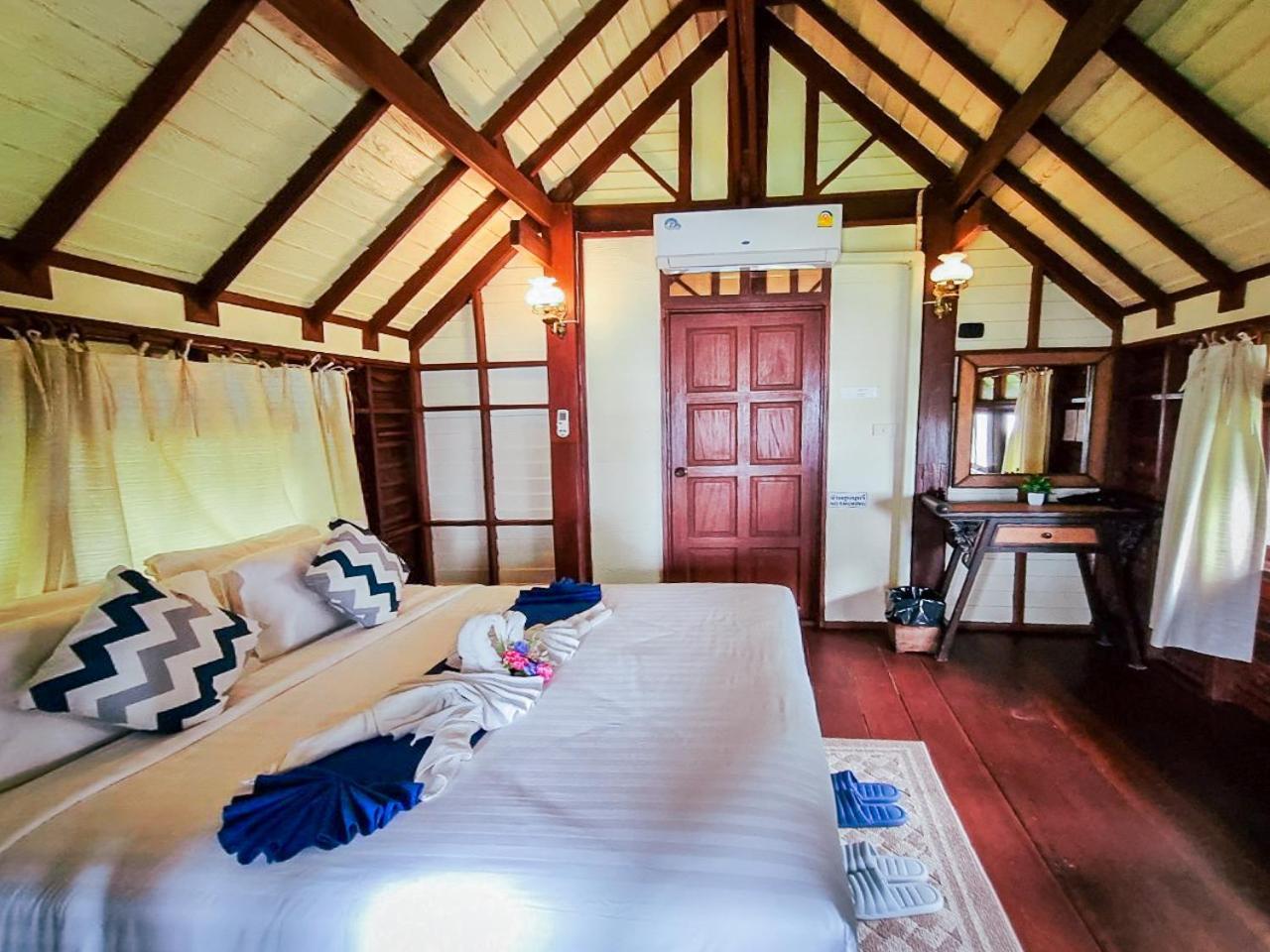 Baan Thong Ching Resort Khanom Buitenkant foto